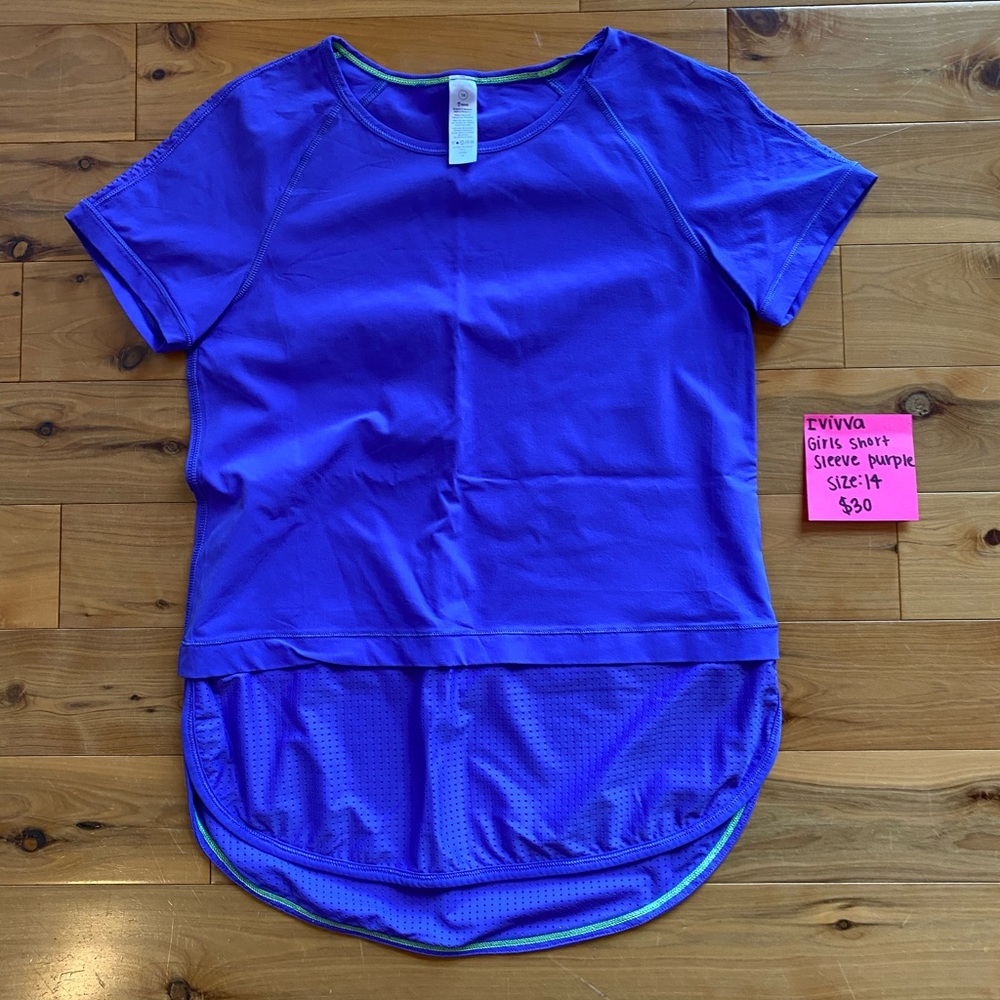 Athletic shirt